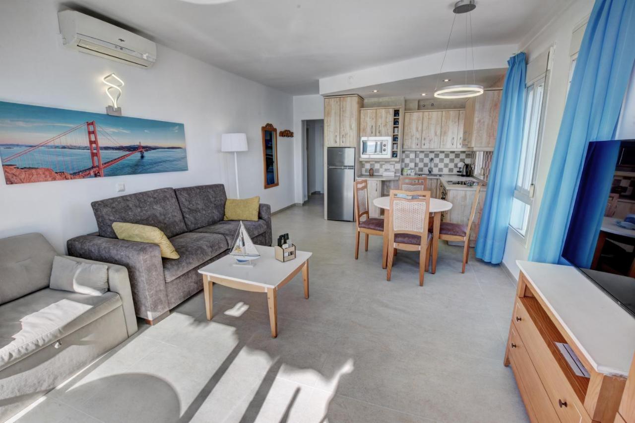 Sunset Apartment - C&G Benal Beach เบนัลมาเดนา ภายนอก รูปภาพ